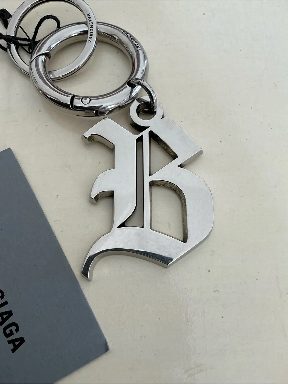 BALENCIAGA MELROSE B LOGO KEYCHAIN KEY RING FOB IN ANTIQUE SILVER - Picture 5 of 15